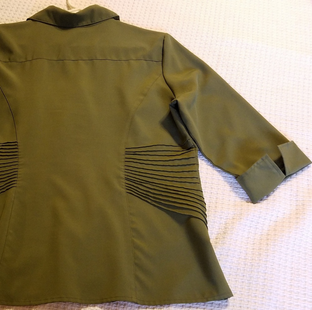 Blouse - Picture 6 of 6